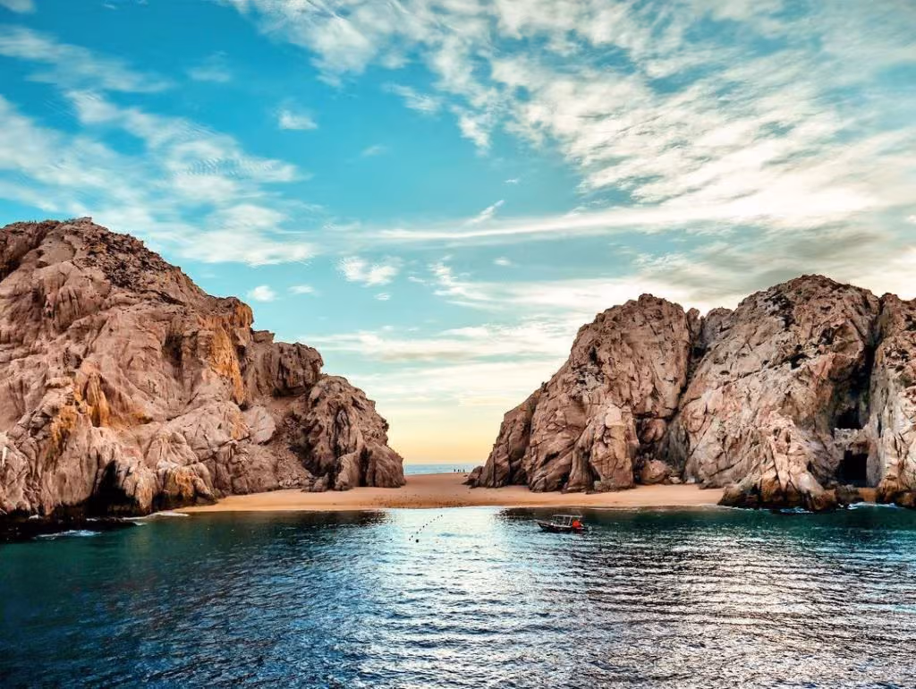 Vista de La Paz frente al Mar de Cortés en Baja California Sur.